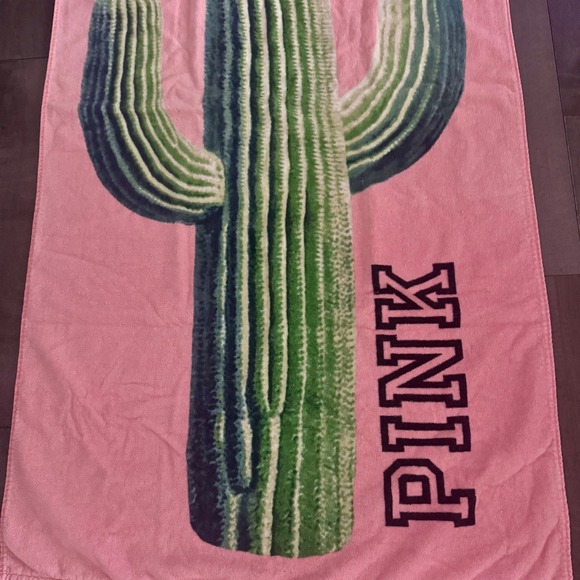 Victoria's Secret PINK Cactus Beach Towel Cant Touch This Pink Cotton 28x58 - Picture 6 of 8